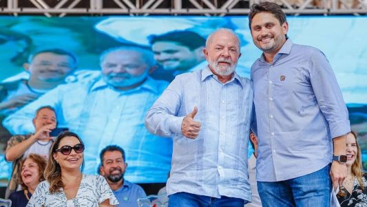 Lula deve se reunir com Juscelino para avaliar permanência do ministro.