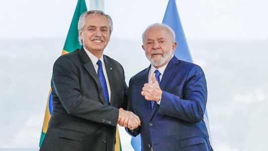 Lula e Alberto Fernández participaram de reunião em comemoração aos 200 anos de relações entre Brasil e Argentina