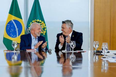 Prefeito Álvaro Damião pediu ao presidente Lula apoio para a construção de um Instituto Federal no aglomerado da Serra