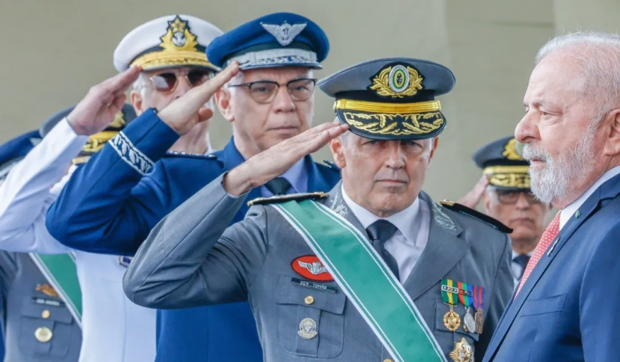 Em novo aceno a militares, Lula participa de solenidade do Dia do Soldado