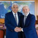 Com líder do Panamá, Lula diz que comércio internacional é usado para 'chantagem'
