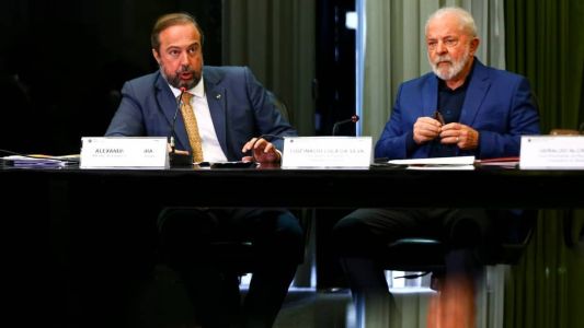 Lula e Silveira anunciaram aumento gradual de biodiesel na mistura com o diesel até 2026