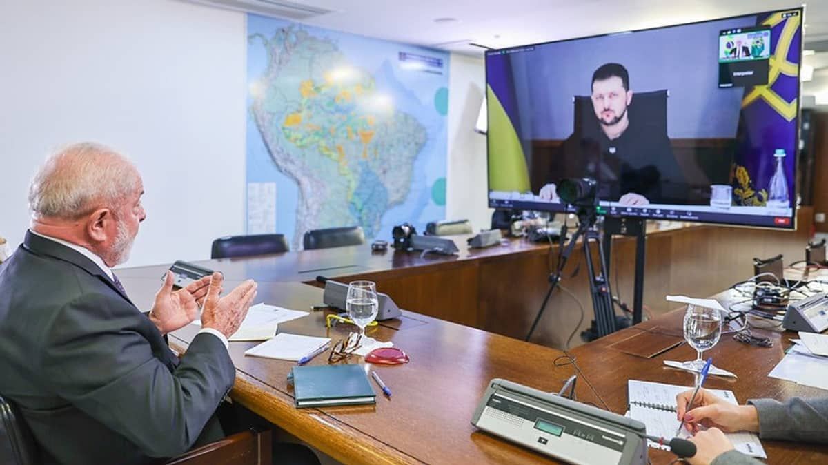 Presidente da Ucrânia, Volodymyr Zelensky quer se encontrar com Lula na cúpula do G7 