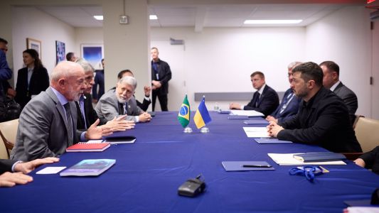 Lula e Volodymyr Zelensky,