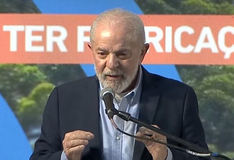 Enfrentando dificuldades no Congresso, Lula diz que entregará a parlamentares material com ações do governo