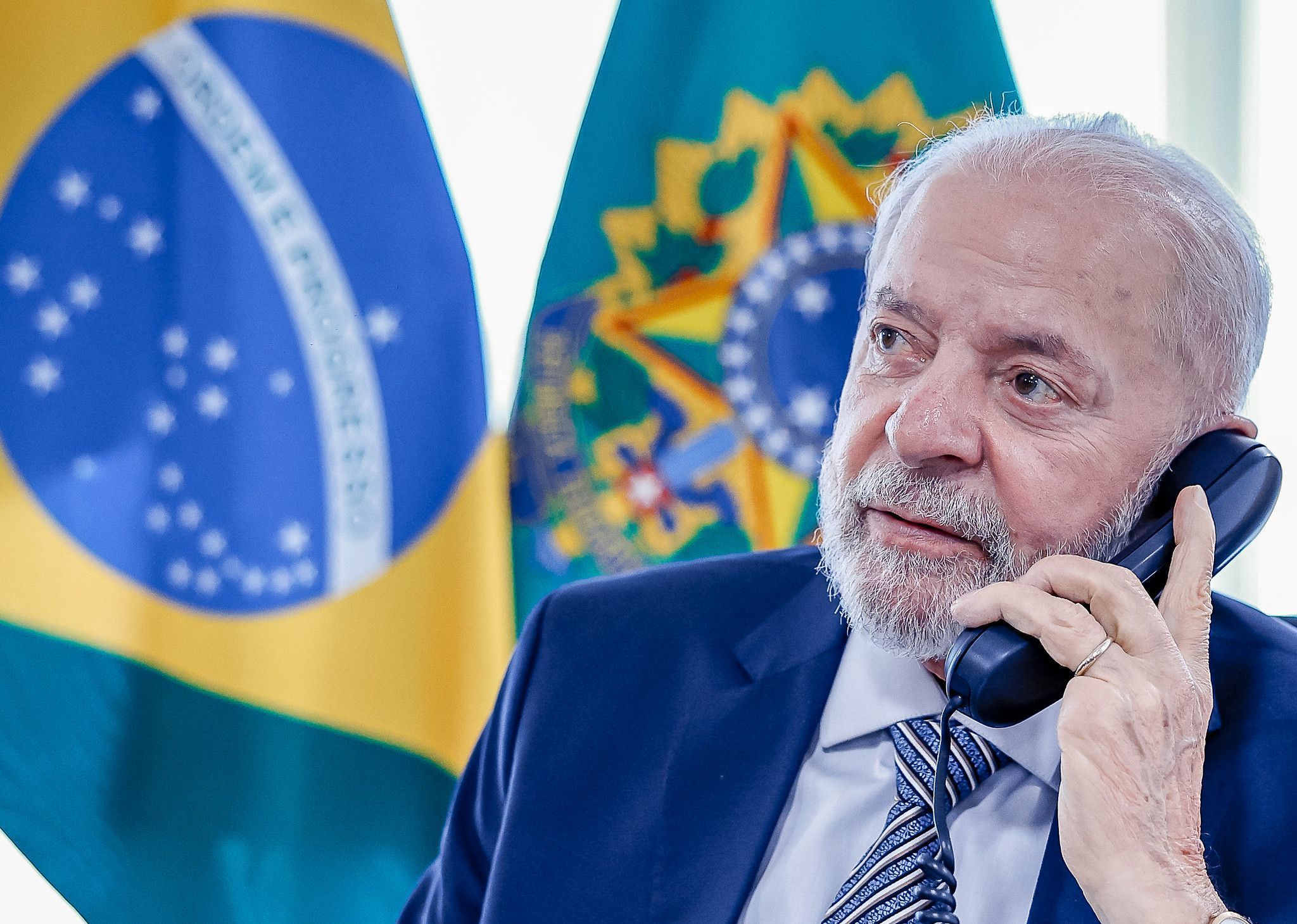 Lula está bem após quadro de labirintite e deve despachar do Alvorada nesta terça, diz Secom