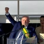 Veja na íntegra o primeiro discurso de Lula para apoiadores após a posse em Brasília