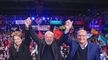 Lula indicou a ex-presidente Dilma Rousseff para presidir banco dos Brics