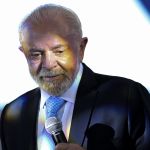 Petistas foram pegos de surpresa e souberam da internação de Lula às 4h da manhã