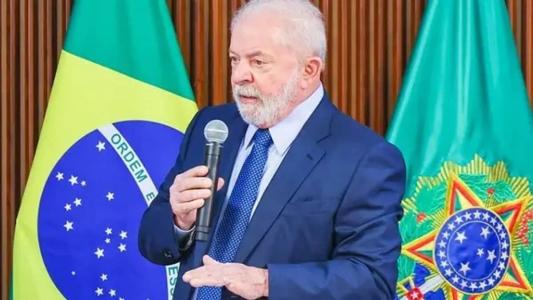 Lula já havia adiado a viagem à China