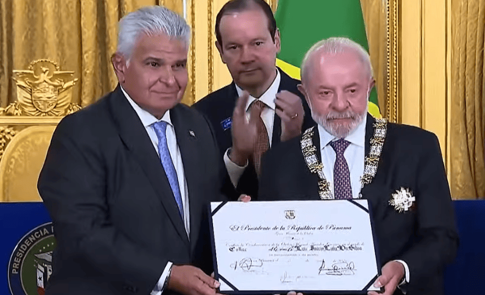 Lula recebe maior honraria do Panamá em viagem ao país