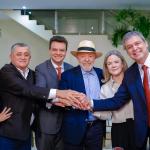 Com a presença de Lula, PT confirma Lindbergh Farias como novo líder na Câmara