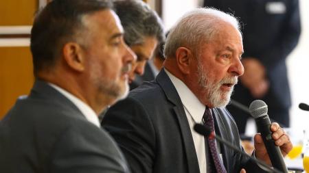 Lula: 'Se a meta da inflação está errada, muda-se a meta'