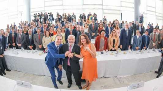 Lula se reuniu com reitores de universidades federais nesta quinta-feira (19)
