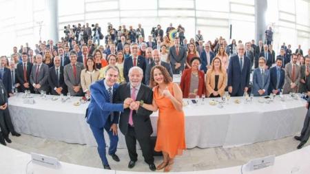 Lula se reuniu com reitores de universidades federais nesta quinta-feira (19)