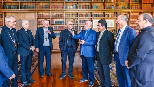 Lula se reuniu com religiosos nesta segunda-feira (19)