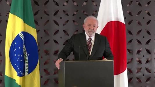 Lula sobe tom sobre Biden e diz que seu discurso "de ir para cima do Putin" não ajuda.