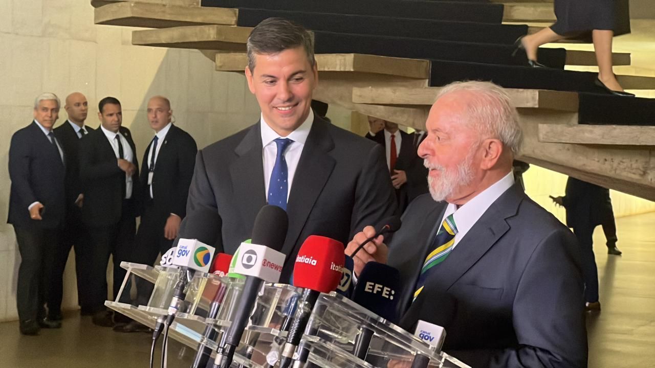 Encontro entre Lula e presidente do Paraguai termina sem acordo sobre tarifa em Itaipu