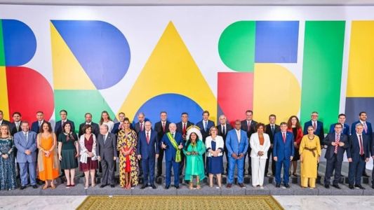 Lula terá primeira reunião geral com ministros nesta sexta-feira (5)