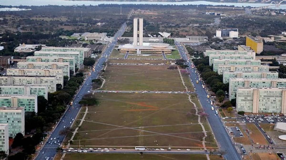 Após vetar parte da MP dos Ministérios, Lula devolve atribuições ao Meio Ambiente e à Casa Civil