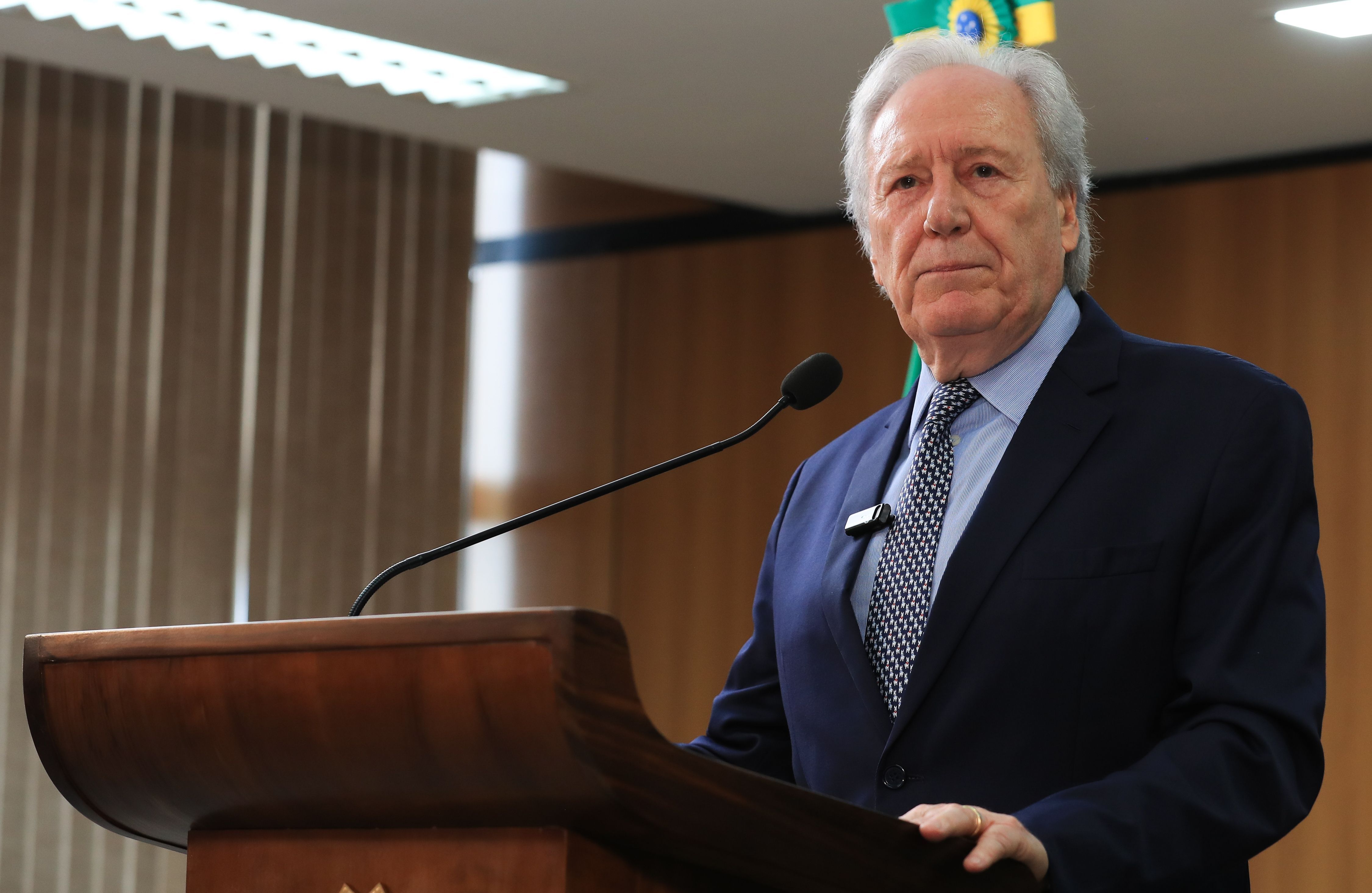 Crime organizado controla mil postos de combustíveis no Brasil, revela ministro