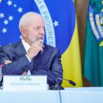 Lula sanciona projeto que restringe uso de celulares nas escolas nesta segunda (13)