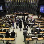 Reforma eleitoral: fim da reeleição já foi proposto 57 vezes no Congresso Nacional