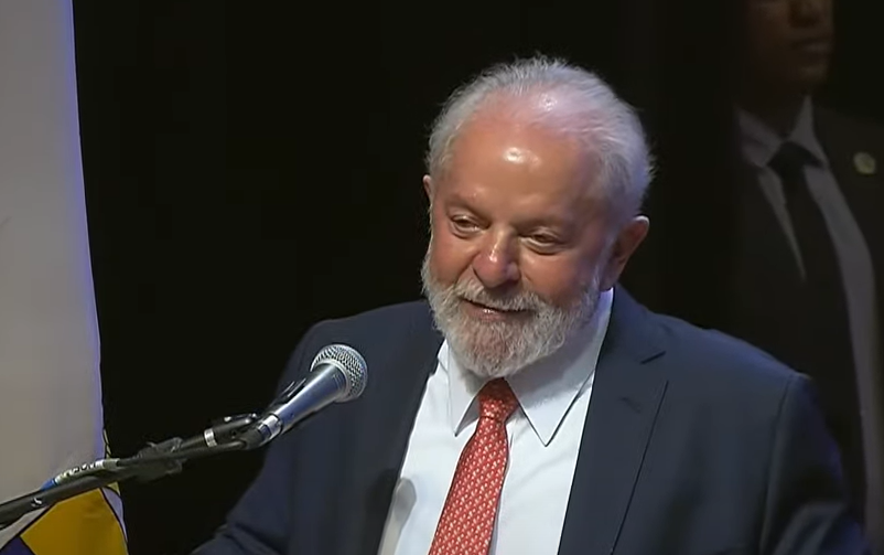 Lula reafirma torcer pelo Cruzeiro, mas aponta torcida do Atlético como a maior de MG