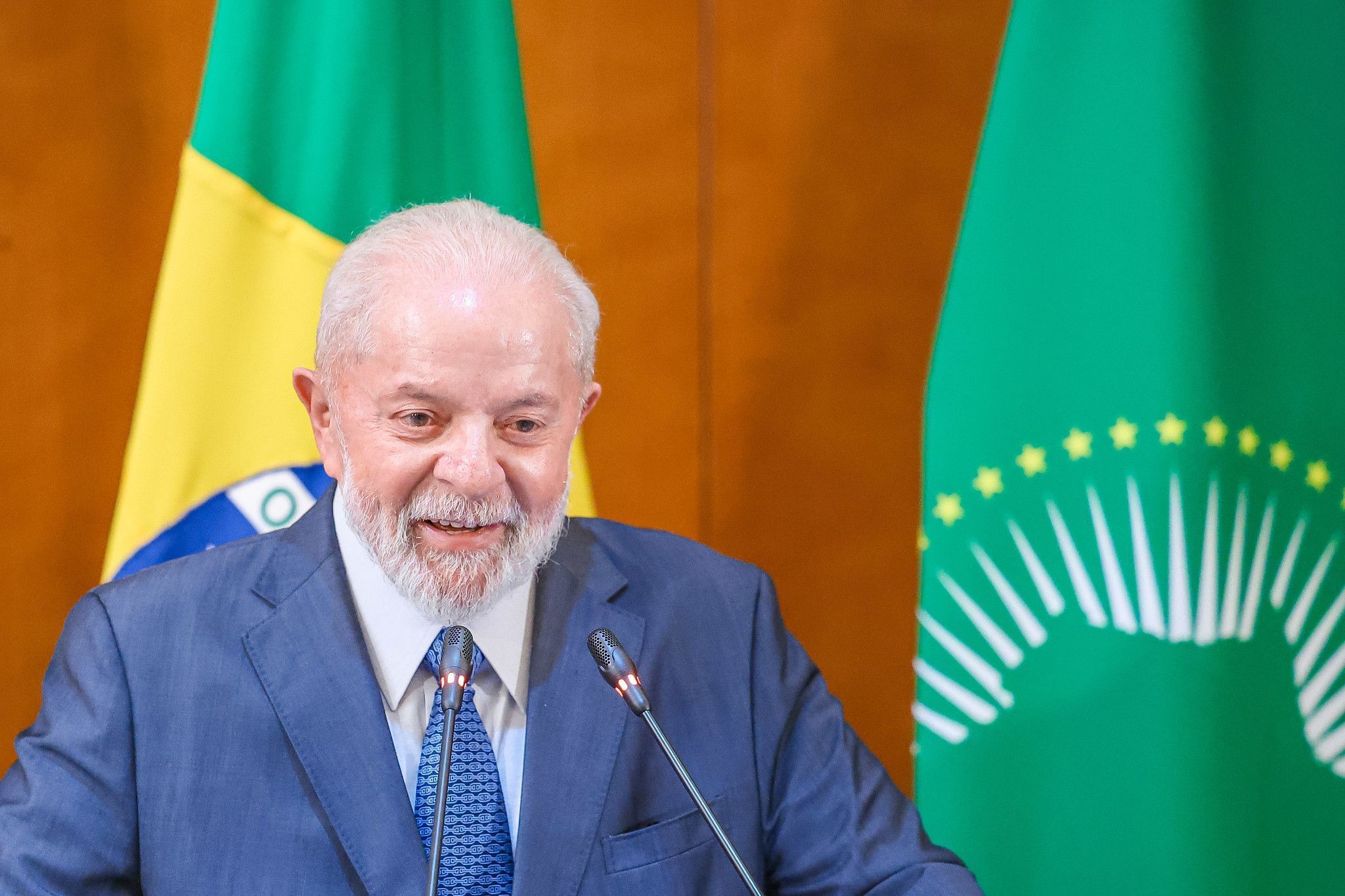 Quaest: avaliação positiva de Lula cai a 51% e desaprovação do governo sobe a 34%