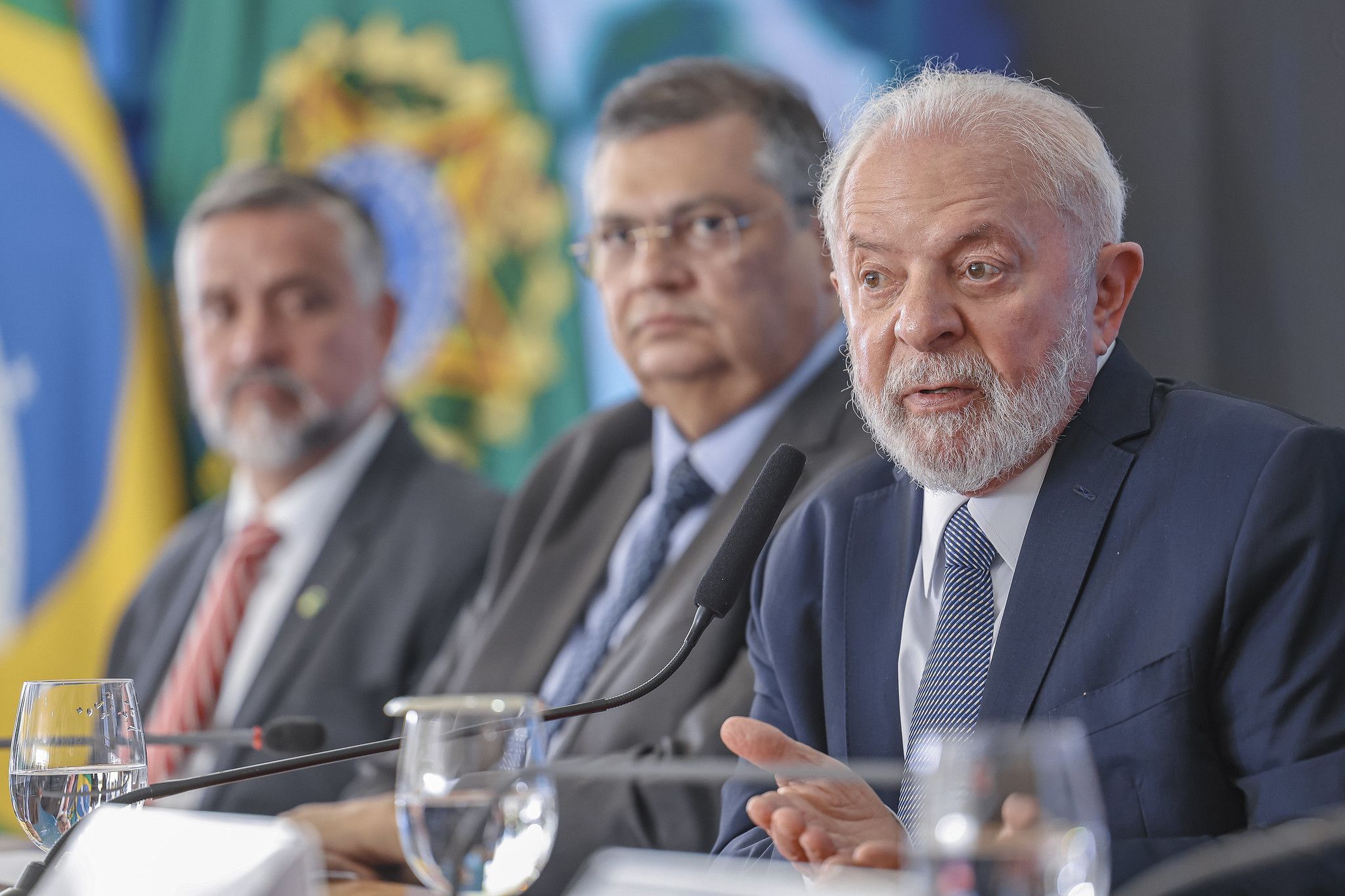 Lula: ‘ninguém persegue ninguém, a Polícia Federal não persegue ninguém’