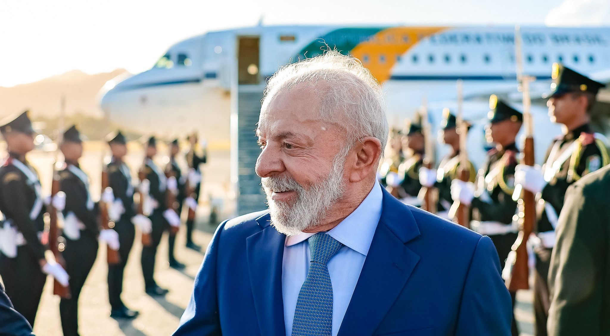 Lula faz procedimento cirúrgico em Brasília e suspende compromissos
