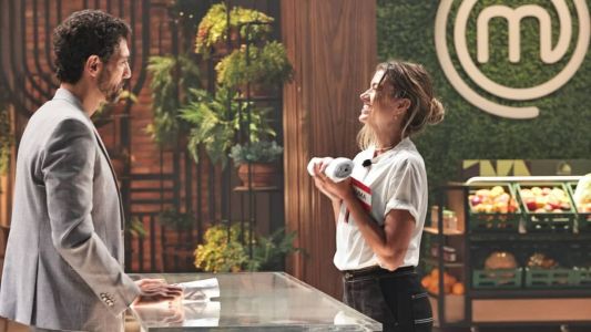 Luma tem 24 anos e é artista plástica e tatuadora