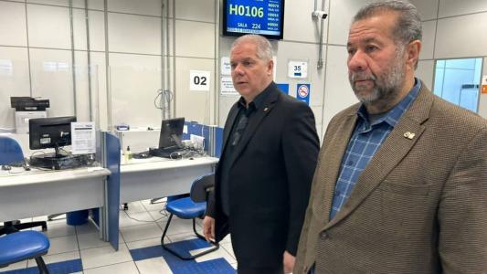 Lupi viajou a BH ao lado de Alessandro Stefanutto, presidente do INSS