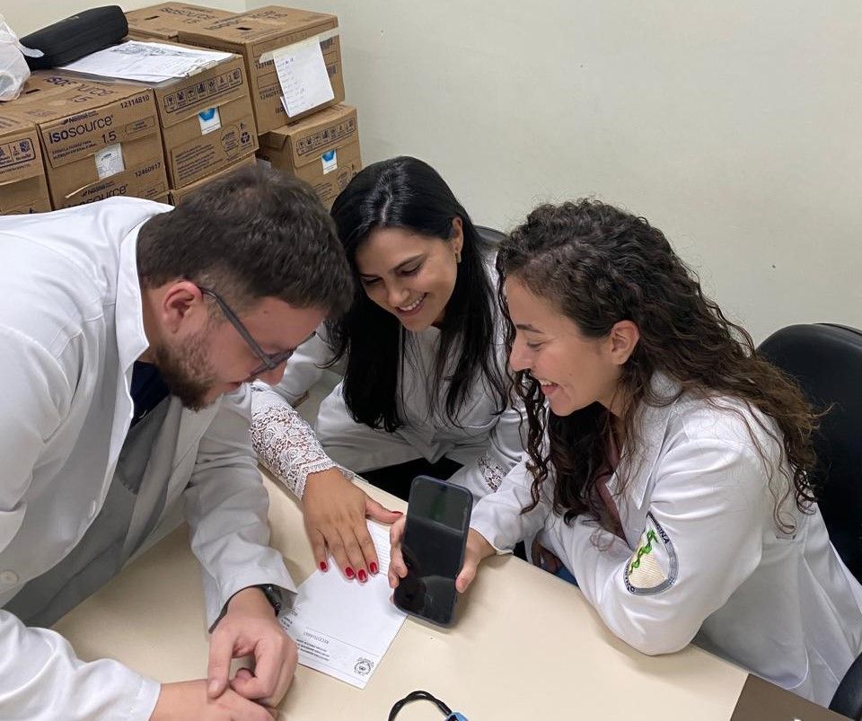 Ipatinga: estudantes de medicina viralizam na internet com consulta humanizada
