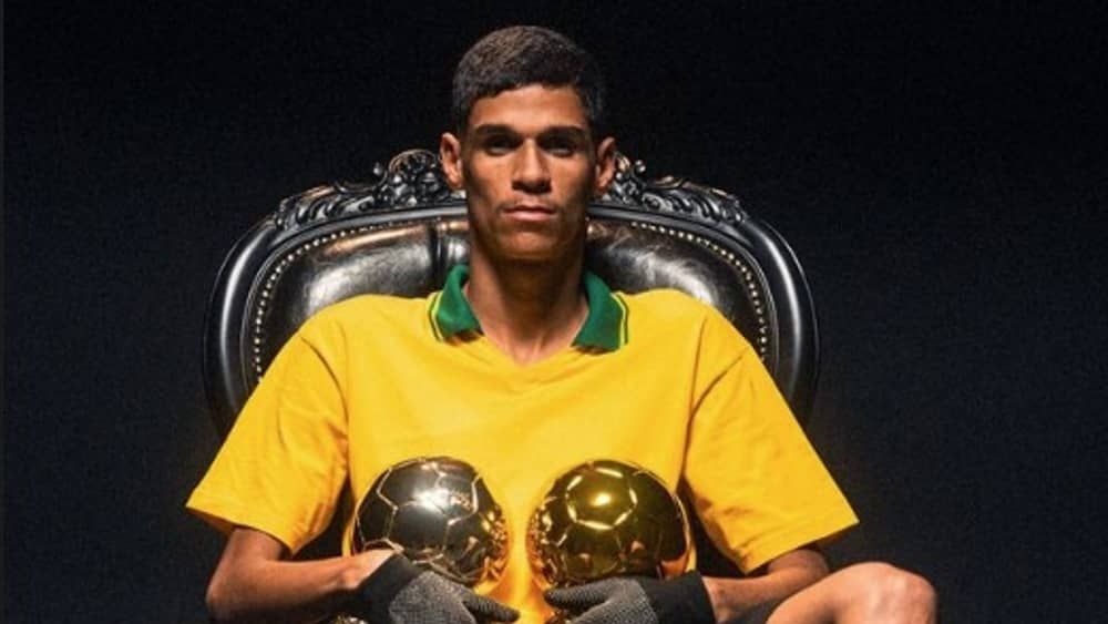 Luva de Pedreiro representará o Brasil na cerimônia da Bola de Ouro