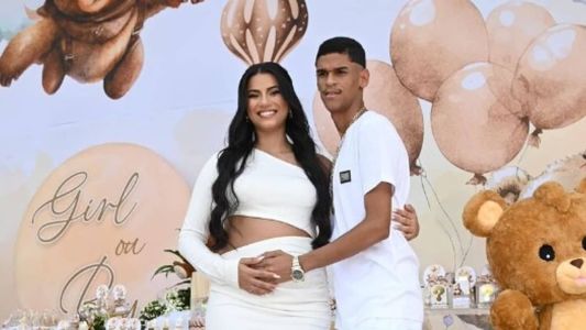 Luva e Távila esperam o primeiro filho