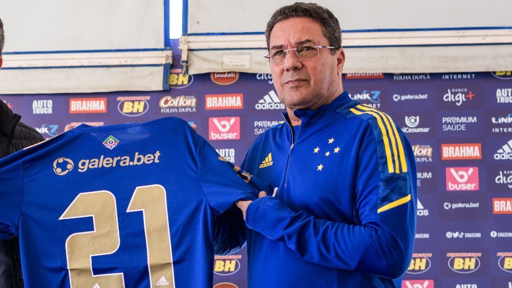 Luxemburgo relembra passagem pelo Cruzeiro em 2021 e diz se tem mágoa de Ronaldo