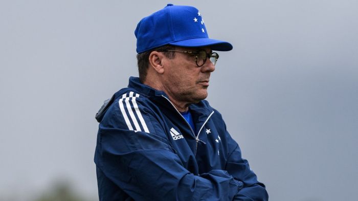 Luxemburgo em treino na Toca da Raposa II