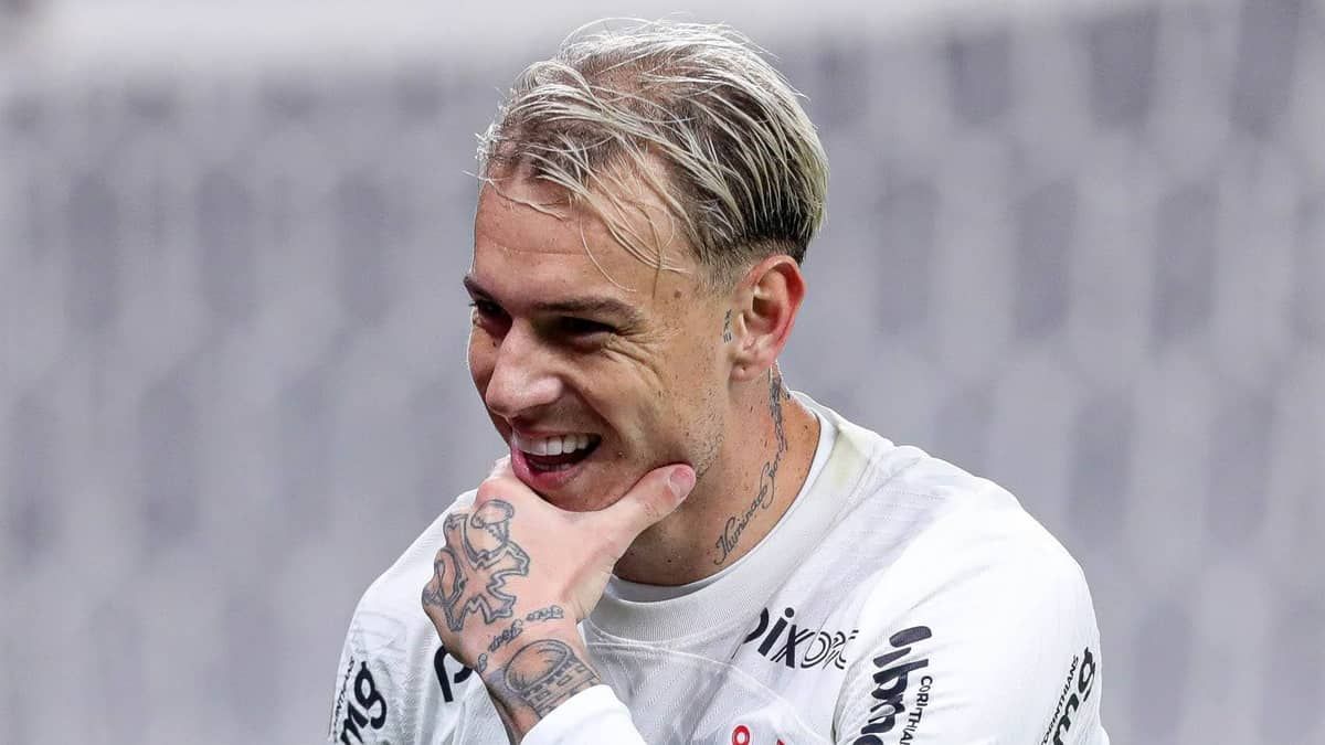 Luxemburgo crê em permanência de Guedes no Corinthians