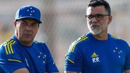 Luxemburgo ao lado de Ricardo Rocha