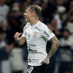 Luxemburgo quer nova função para Róger Guedes no Corinthians