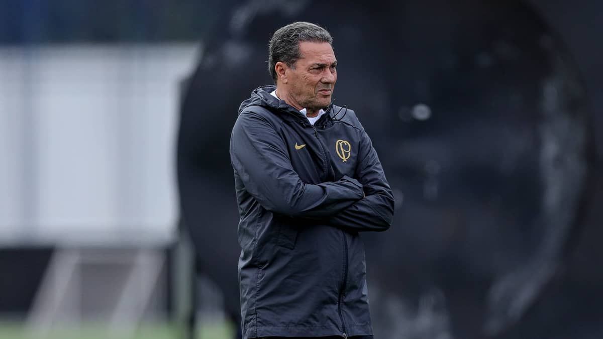 “Termômetro” de Itaquera pode definir futuro de Luxemburgo no Corinthians