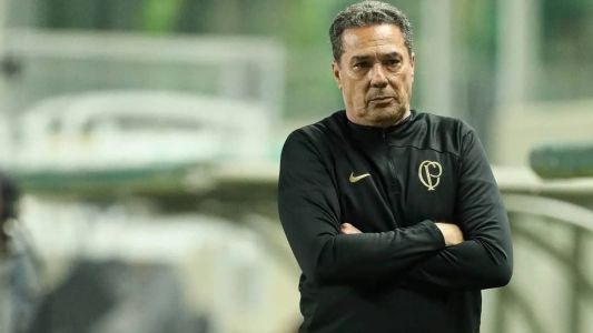 Luxemburgo não é mais treinador do Corinthians