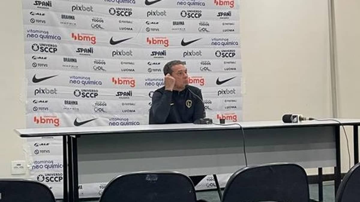 Luxemburgo admite que esperava oscilação do Corinthians e alerta: 'Brasileirão é perigoso' 