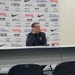 Luxemburgo admite que esperava oscilação do Corinthians e alerta: 'Brasileirão é perigoso'