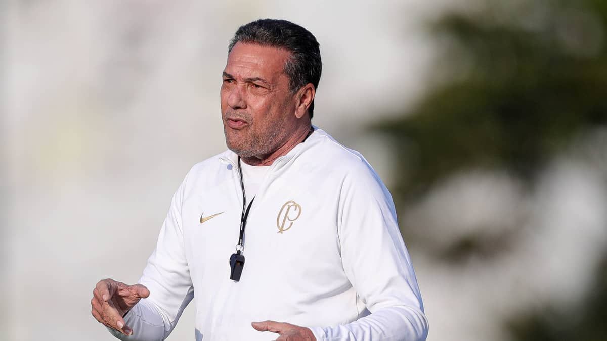 Ausência de Rojas pode criar nova “dor de cabeça” para Luxemburgo no Corinthians