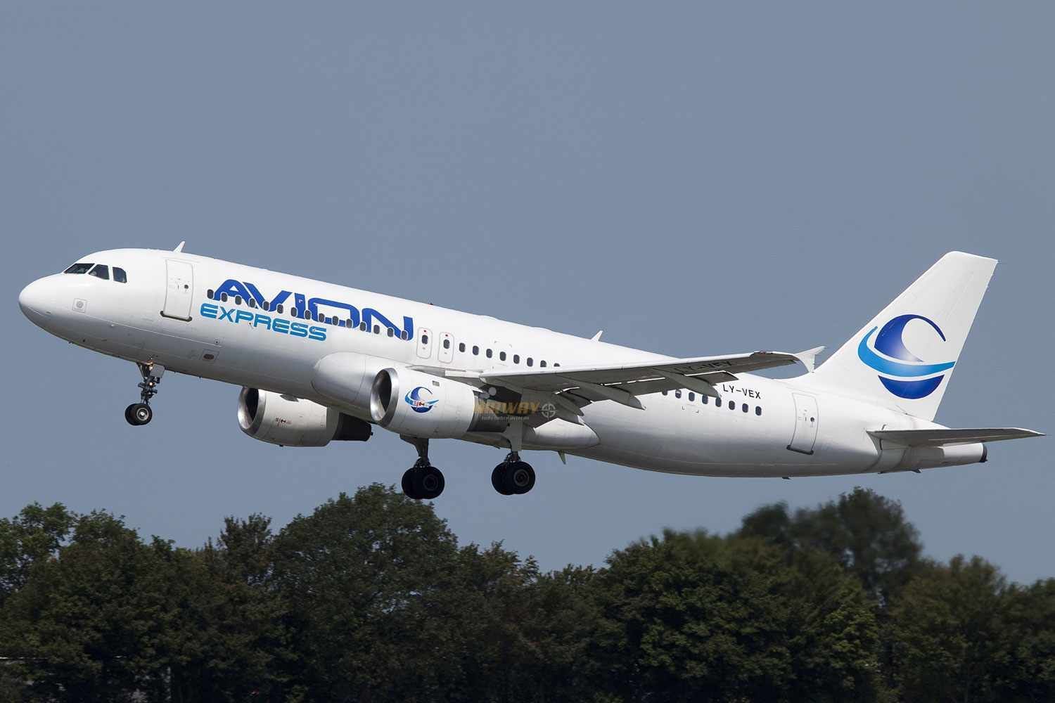 Governo autoriza nova companhia aérea operar no Brasil
