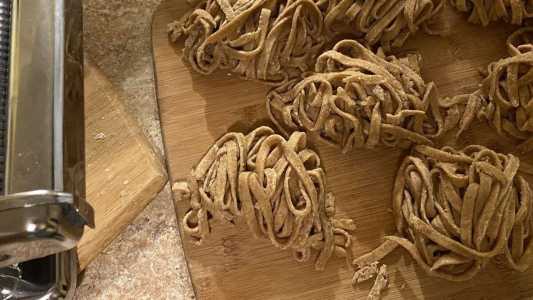 Macarrão vegano integral opção nutritiva para quem busca leveza e sabor&nbsp;