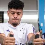 Machado, do Cruzeiro, fala de melhora após cirurgia: 'não conseguia andar'