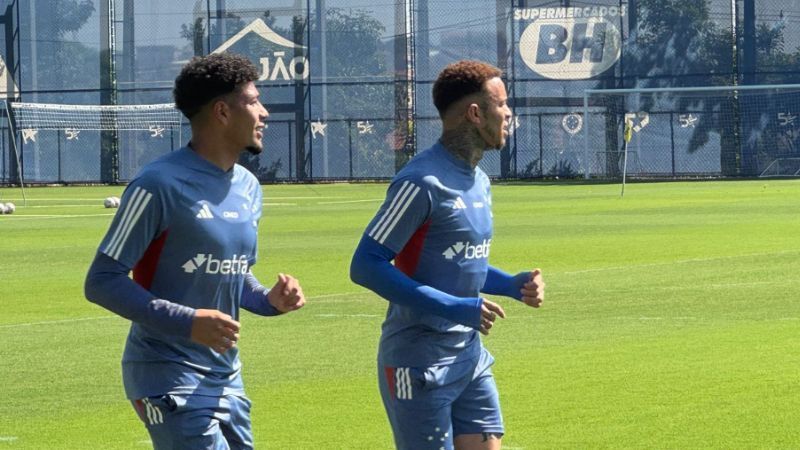 Em meio a negociação para deixar o Cruzeiro, Machado faz treino físico na Toca II